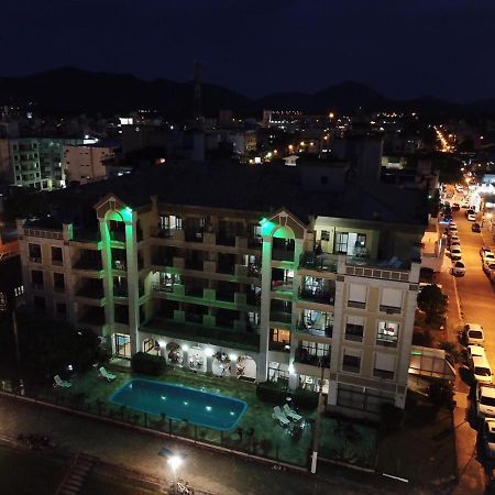 Apartamentos No Lexus Beira Mar Флорианополис Экстерьер фото
