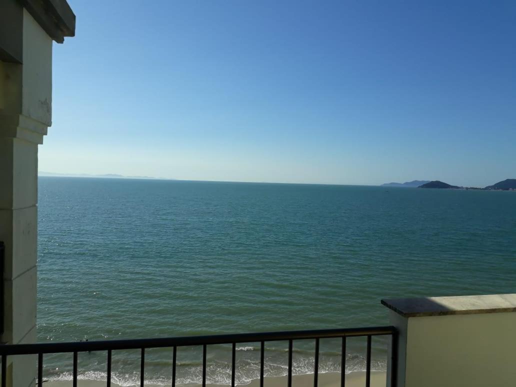Apartamentos No Lexus Beira Mar Флорианополис Экстерьер фото